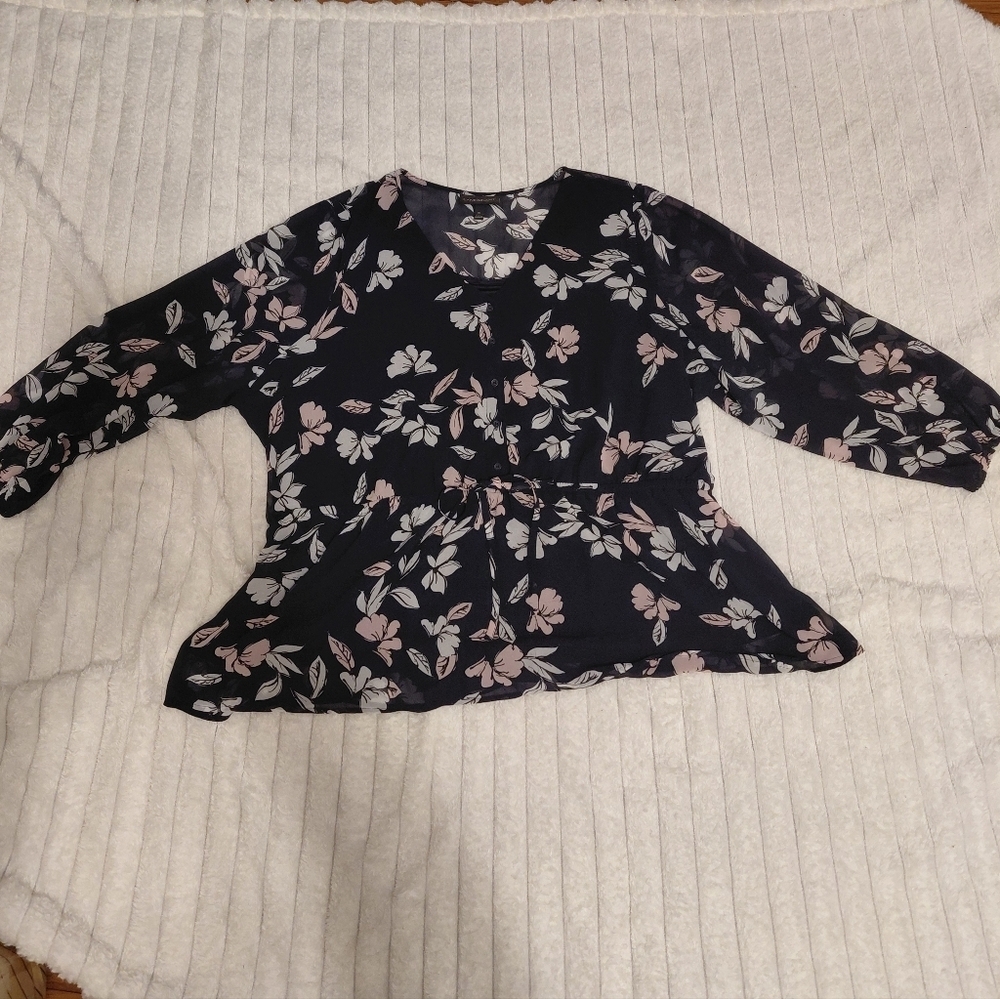 Navy Blue Floral Plus Size Blouse 3/4 Sleeve Lined Lane Bryant